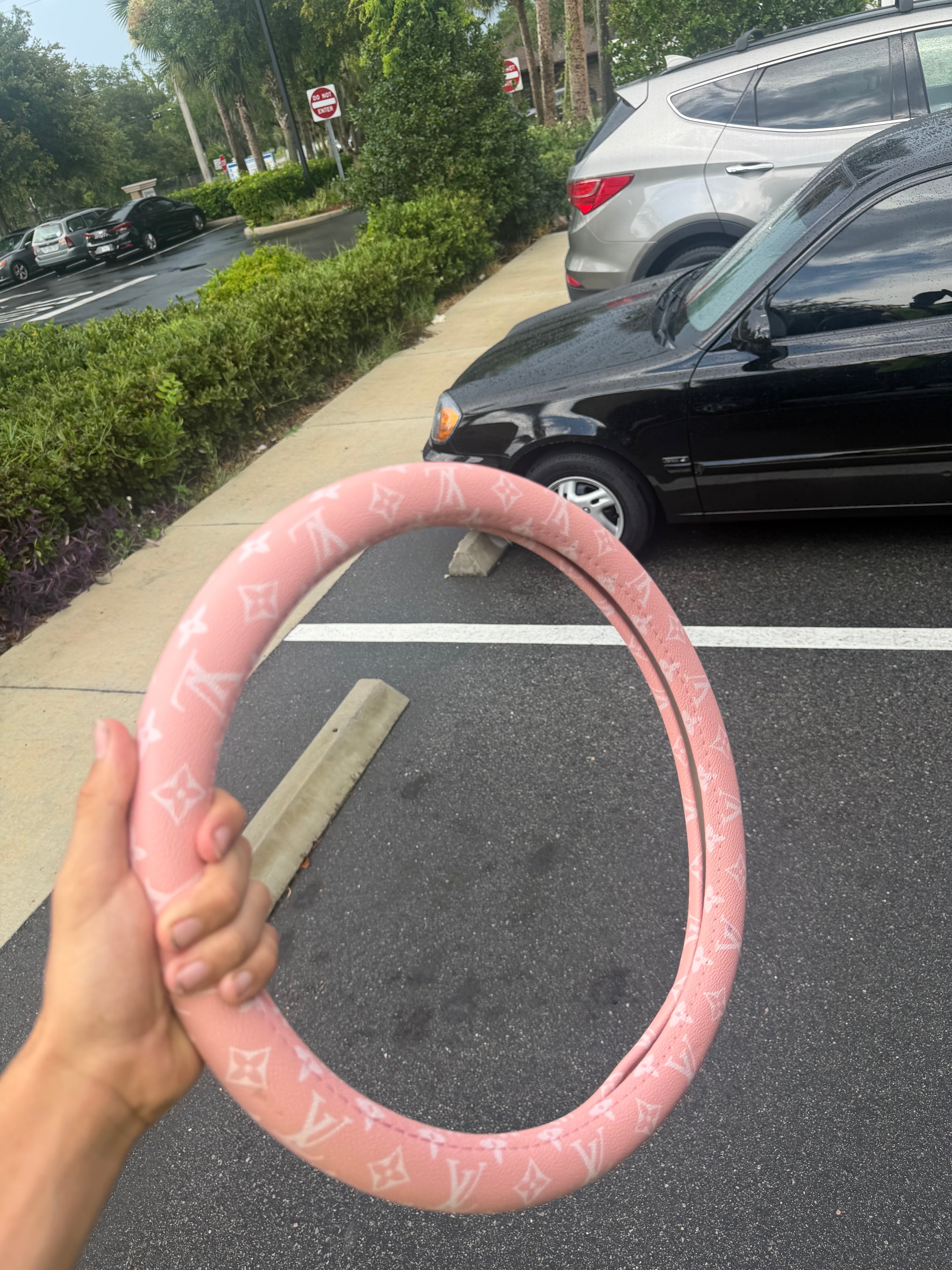 LV Steering Wheel Covers